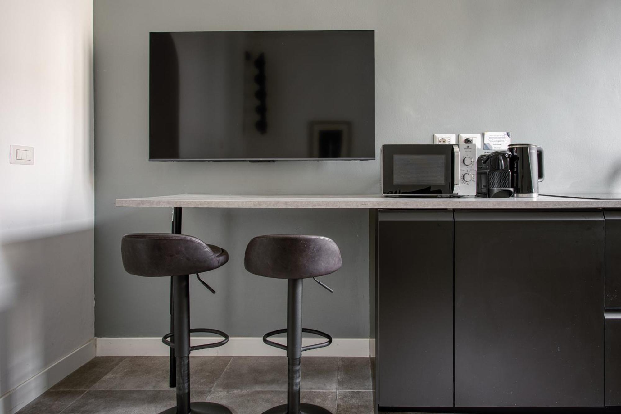 15min To Duomo, Modern 1 Bedrm Flat Ac, 5g Wifi Apartamento